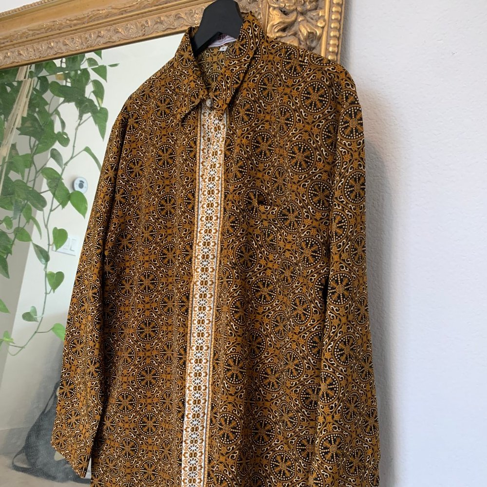 SURYA Indonesian Patterned Buttondown - Medium